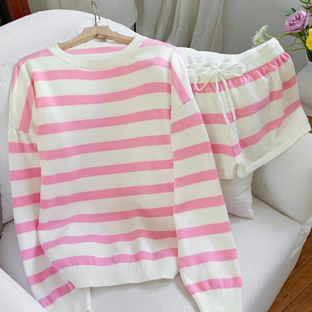 Pink & white Casual Women's Striped  knit Sweater and Shorts Set